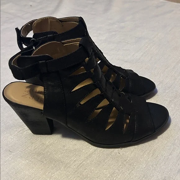 Naturalizer Black Strappy Sandal Heels - Picture 4 of 7